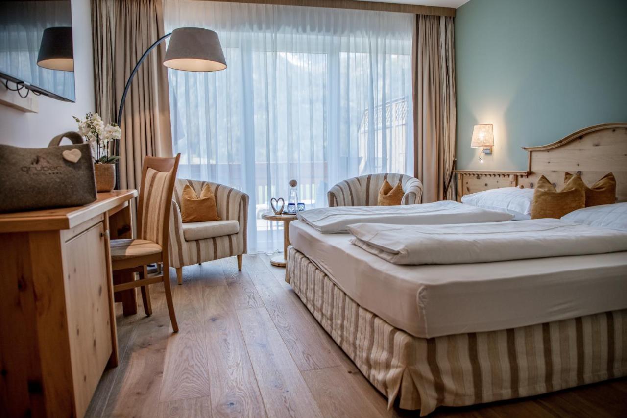 Hotel Gruber Sexten Екстер'єр фото