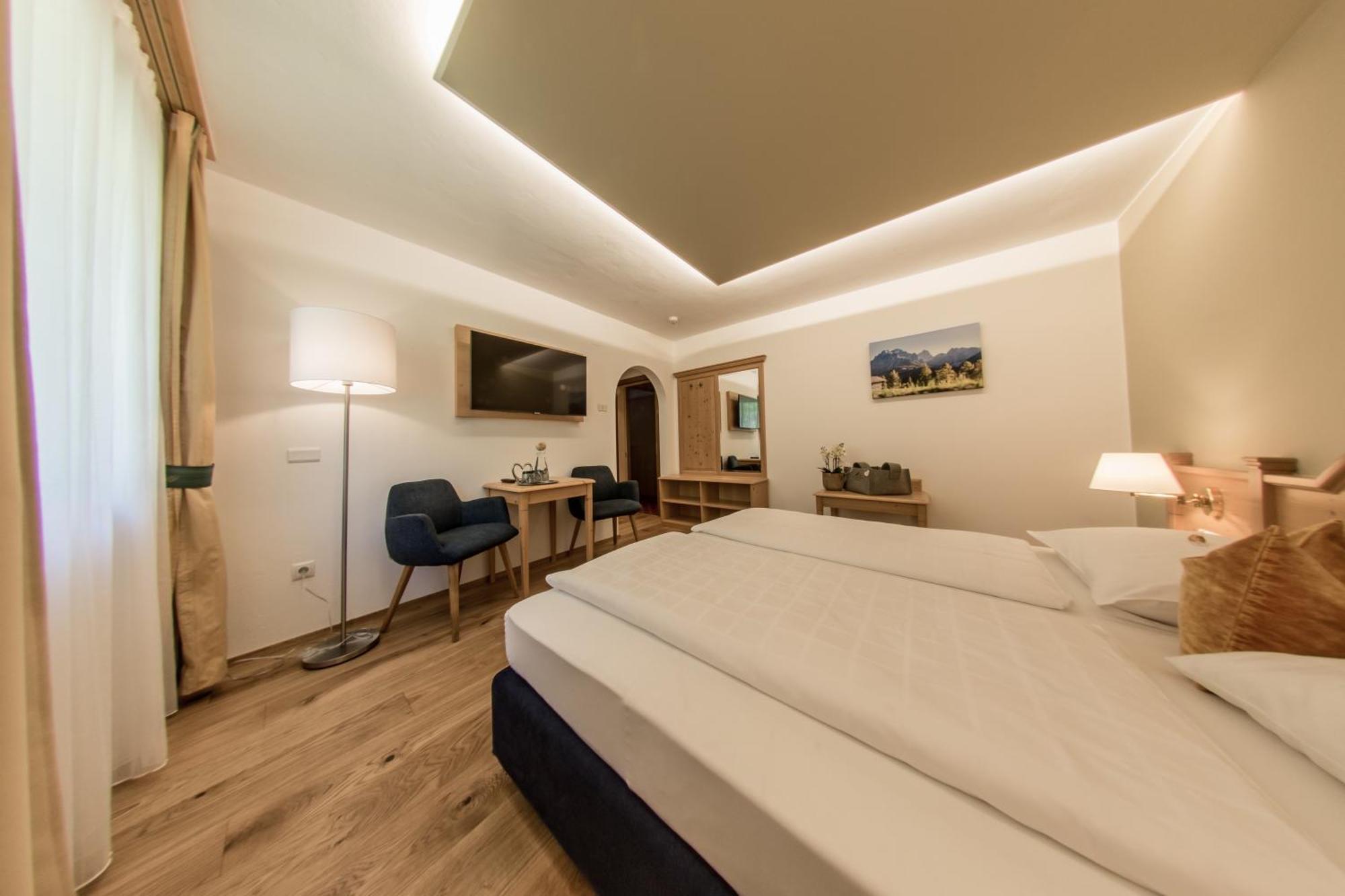 Hotel Gruber Sexten Номер фото
