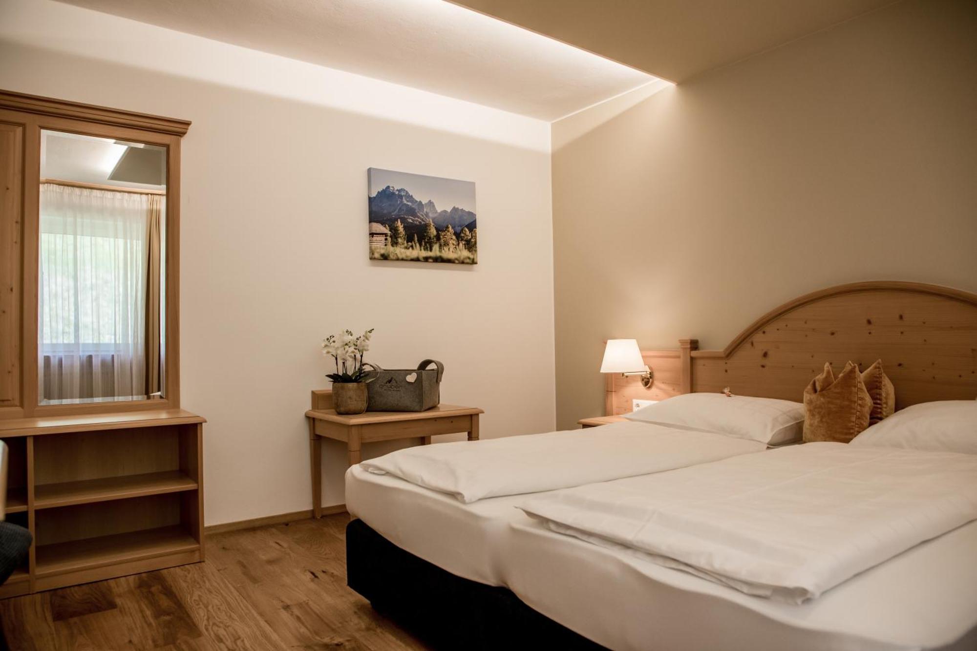 Hotel Gruber Sexten Номер фото