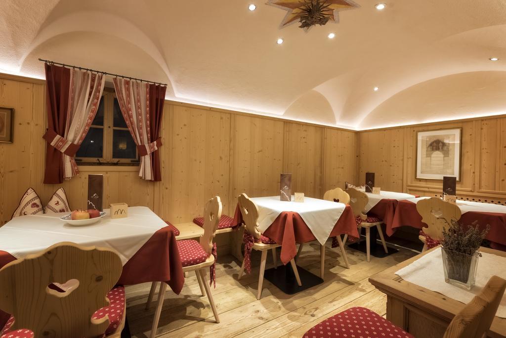 Hotel Gruber Sexten Екстер'єр фото